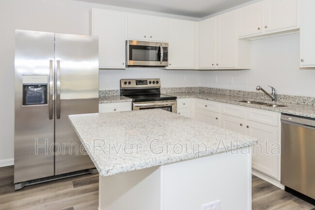 Foto del edificio - 120 Longleaf Dr