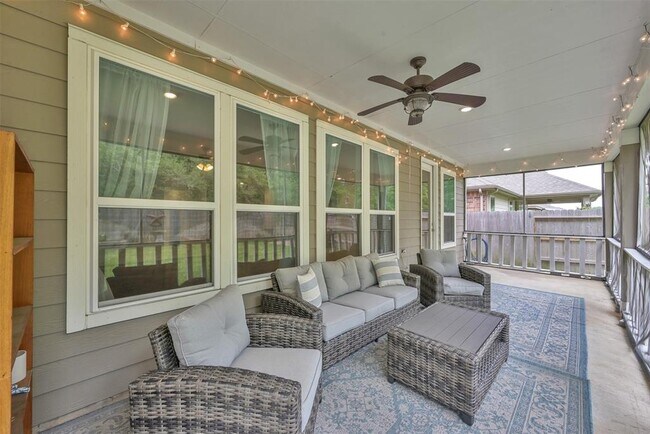 Building Photo - 3929 Eagle Nest Lake Ln