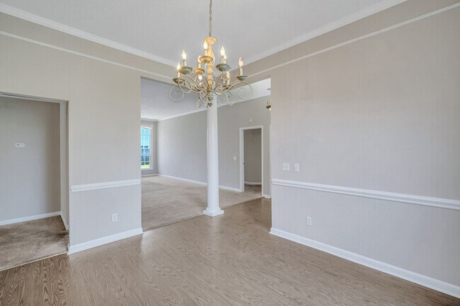 Foto del edificio - 125 Hopeland Dr