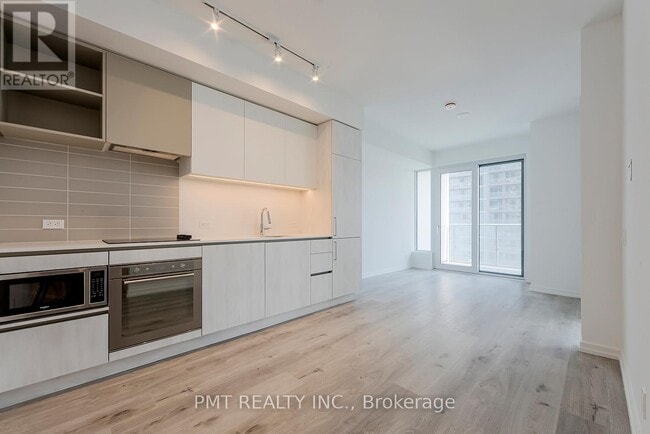 Building Photo - 7890 Jane St