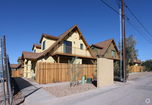 Building Photo - Water Street Homes