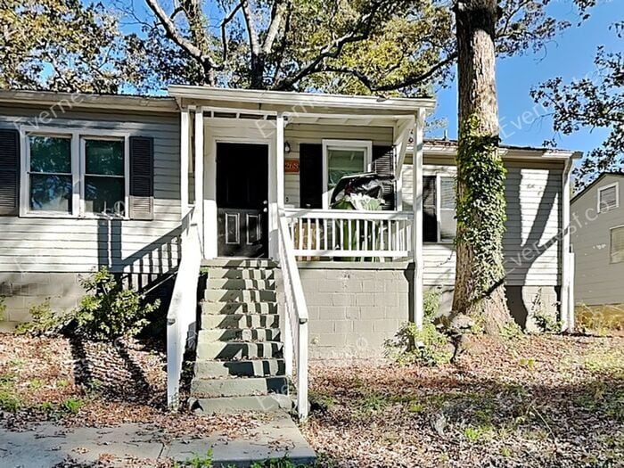 Primary Photo - 1268 Byewood Ln SW