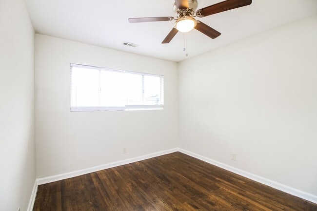 Interior Photo - Enclave Oakhurst Village