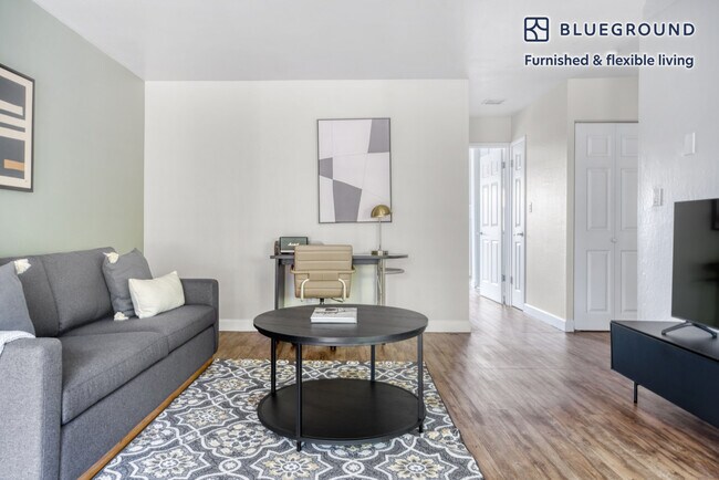 Building Photo - 234 Escuela Ave