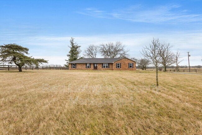 Building Photo - 97 Snowden Ln