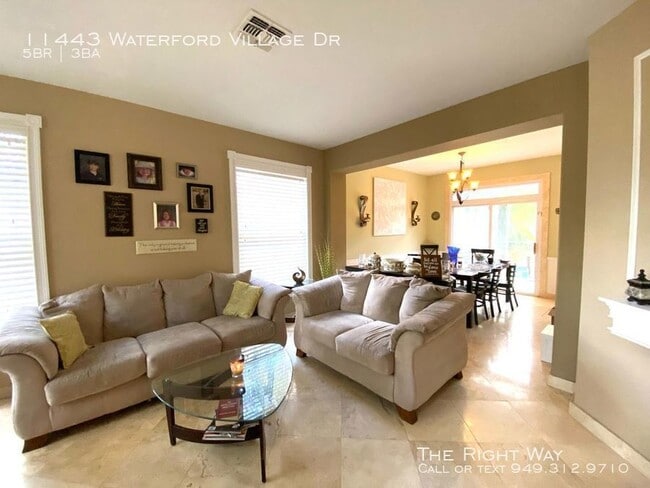 Building Photo - 11443 Waterford Village Dr