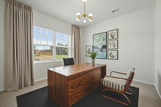 Building Photo - 5819 Bright Keel Dr
