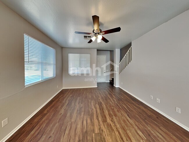 Foto del edificio - 6922 S 38th Ln
