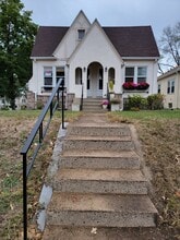 Building Photo - 4850 S 28th Ave