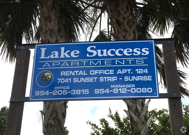  - Lake Success Apartments