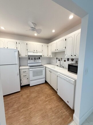 Building Photo - 186 Valencia H