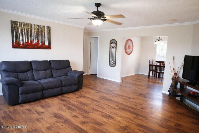 Foto del edificio - 206 Windcreek Ln