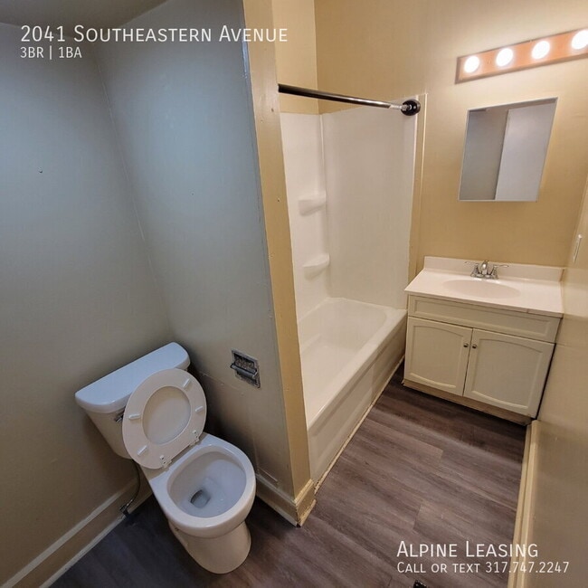 Building Photo - 2041 Southeastern Ave