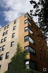 Building Photo - 525 W Aldine Ave