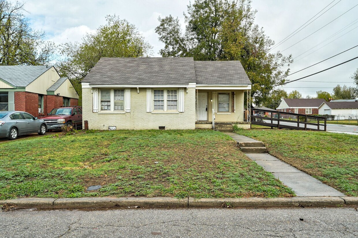 Primary Photo - Cozy 2BD/1BTH Home Move In Ready Minutes f...