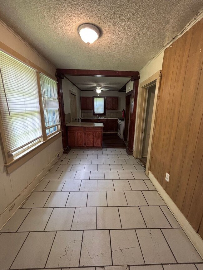 Foto del edificio - COMING SOON 1 Bedroom, 1 Bathroom Home in ...