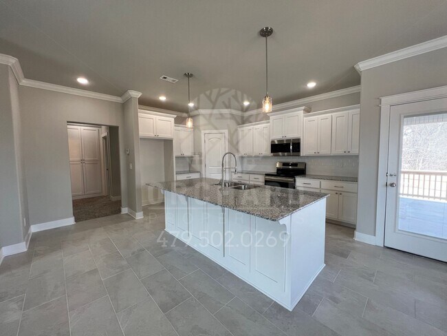 Building Photo - Single-Family Home- Bella Vista- Spacious ...