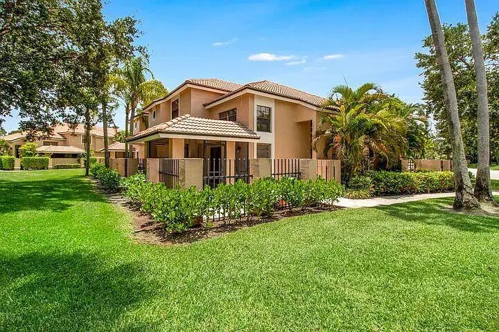 Primary Photo - 360 Prestwick Cir
