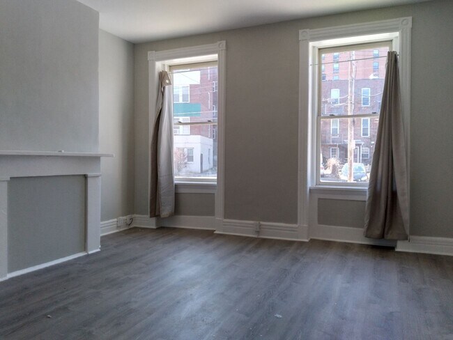 Foto del edificio - 11 Elberon Pl