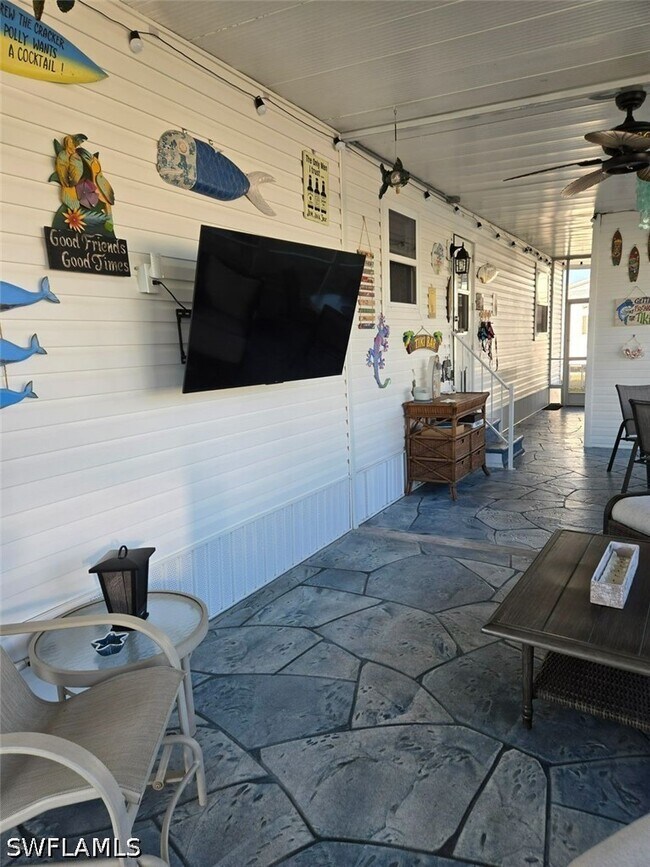 Foto del edificio - 114 Elise Dr