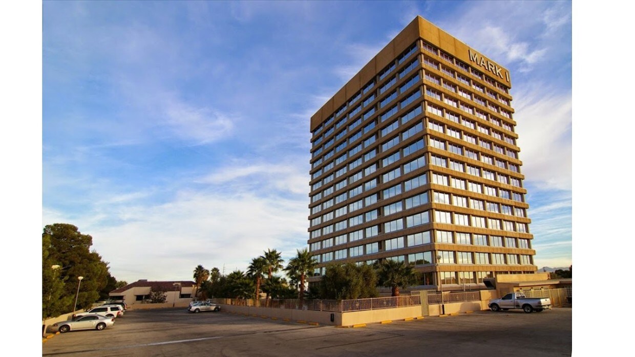 Mark 1 Towers Apartments Las Vegas Nv Mark One Apartments 1 Towers