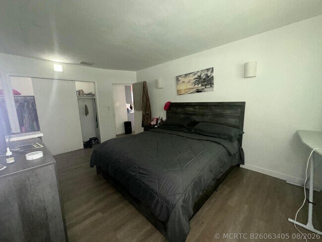 Foto del edificio - 425 SW 18th Ave