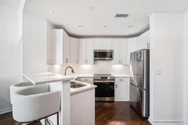 Foto del edificio - 500 Throckmorton St