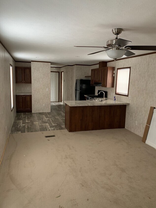 405 Lakeshore Dr, Canandaigua, NY 14424 House Rental in Canandaigua