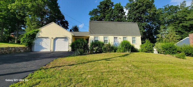 Foto del edificio - Single-Family Home in South Nashua
