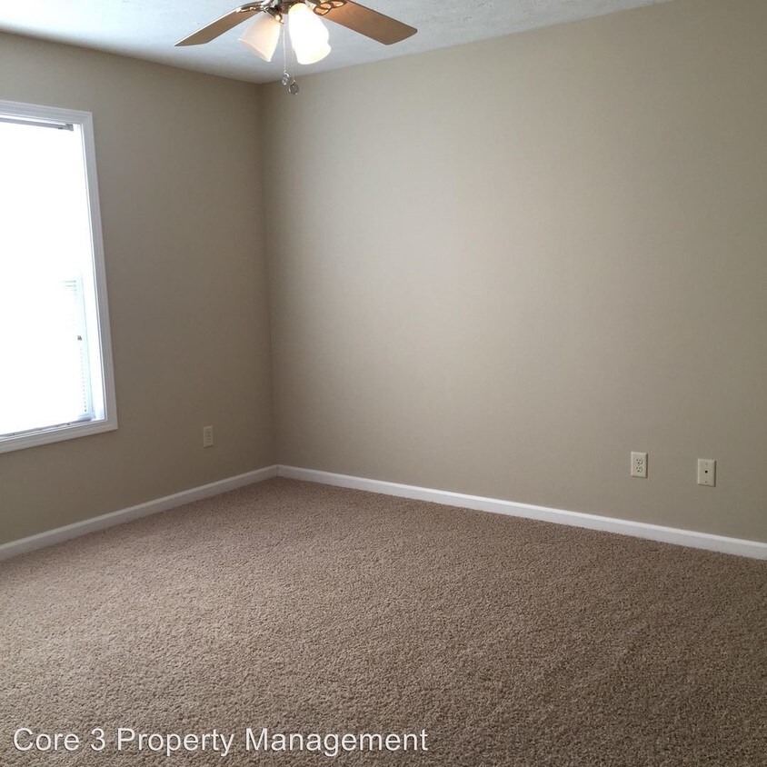 Building Photo - 1118 Ekstam Dr