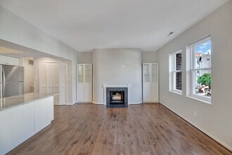 Building Photo - 2114 N St NW