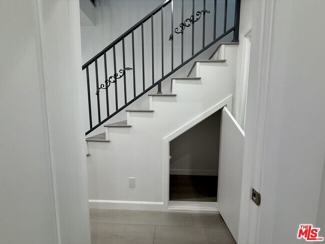Foto del edificio - 7701 Vantage Ave
