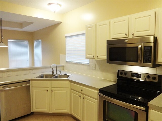 Foto del edificio - 3418 W Bay Cir