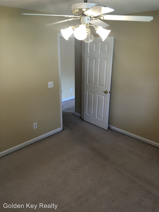 Building Photo - 2 br, 2 bath House - 102 Hackamore Lane
