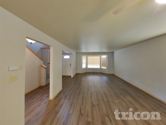 Foto del edificio - 6031 Thornbury Pl SE