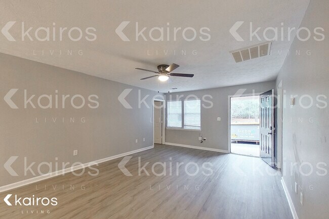 Foto del edificio - 301 Beaver Pointe Dr