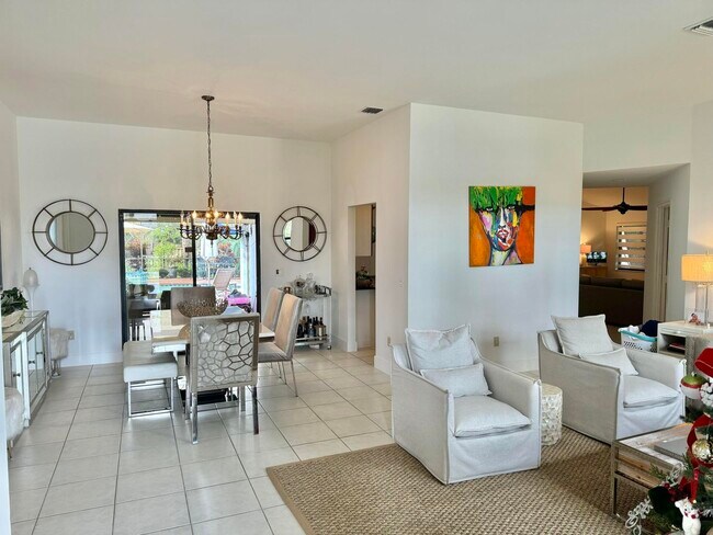 Building Photo - 1335 Caribbean Way