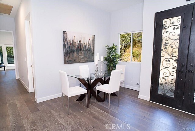 Foto del edificio - 3841 Ridgemoor Dr