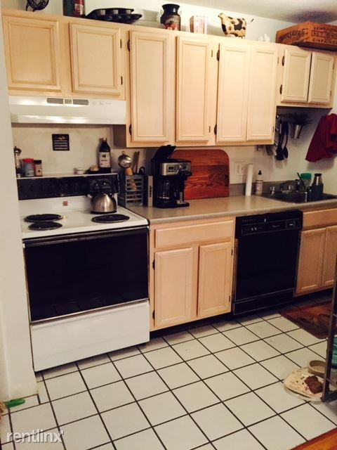 Foto del edificio - 1 br, 1 bath  - 44 Evergreen St Apt 23