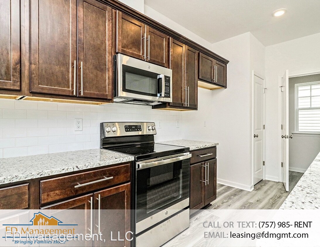 Foto principal - 3 br, 3.5 bath House - 108 Genoa Court