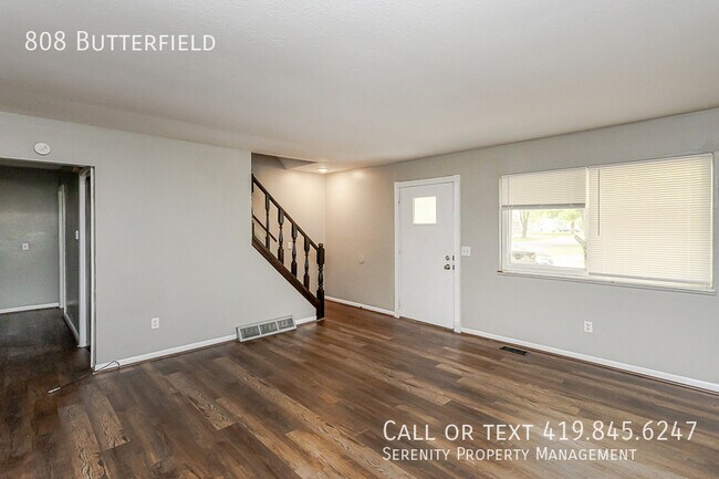 Foto del edificio - 808 Butterfield-