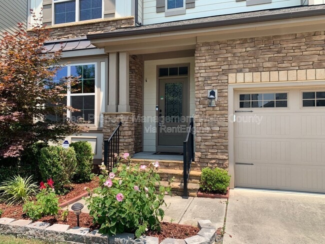 Building Photo - 308 Bay Willow Ct