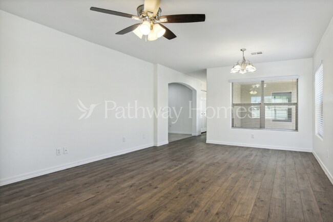 Foto del edificio - 207 W Latona Rd