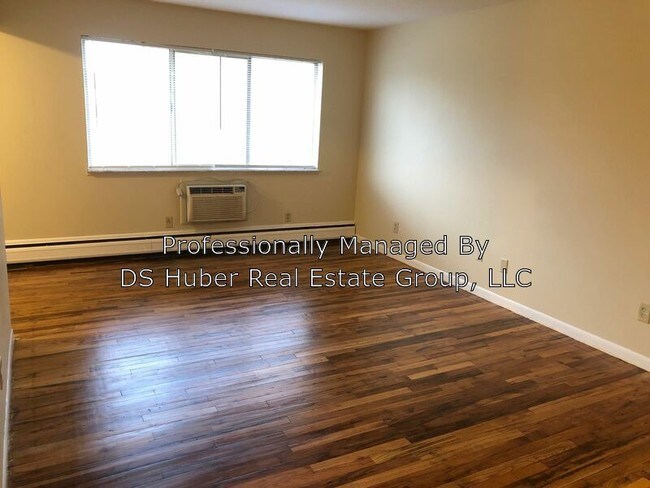 Building Photo - 2911 Harwick Dr