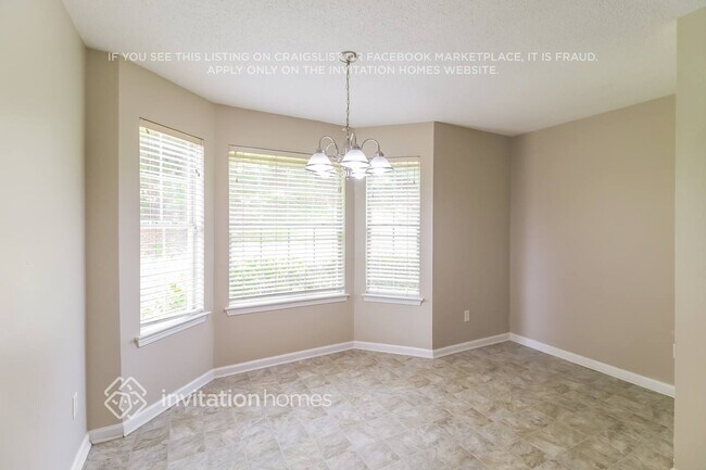 Foto del edificio - 6853 Fireside Ln