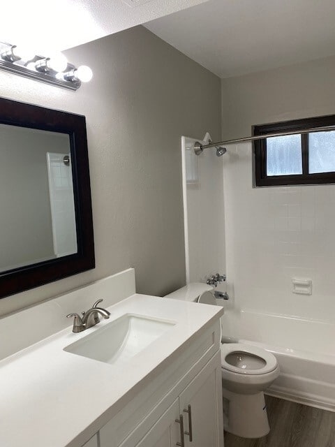 Building Photo - 7816 Paseo del Rey