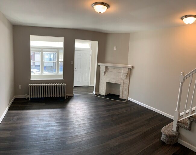 living room and entrance/sunroon - 49 Bellevue Terrace