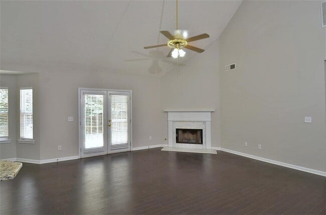 Building Photo - 2865 Cressington Bend NW
