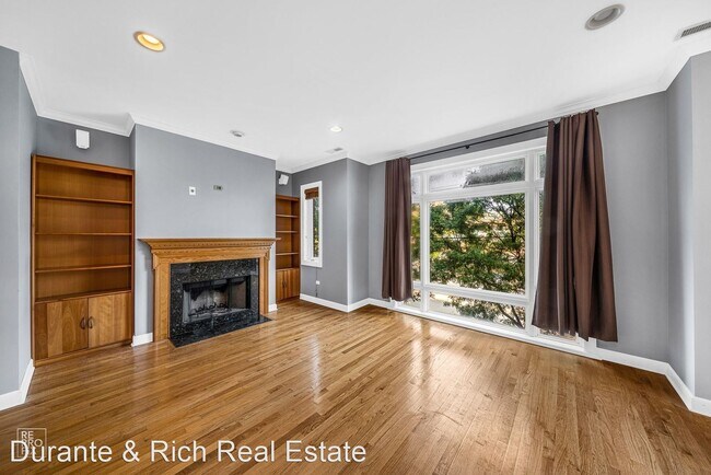 Foto del edificio - 2 br, 2 bath House - 3436 N Ashland Unit 2s
