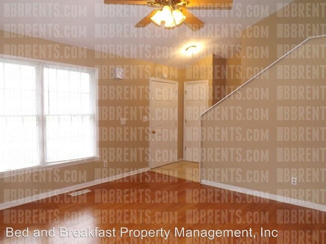 Building Photo - 3 br, 2 bath House - 107 Elliot Avenue,